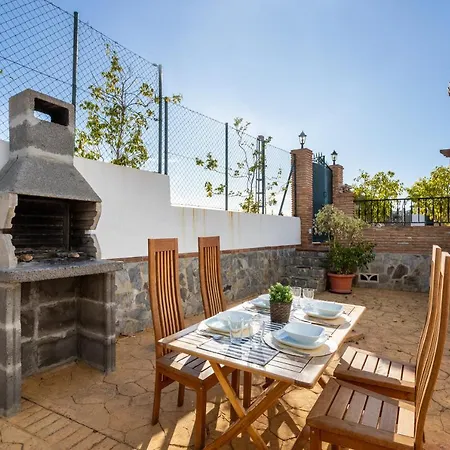 Colina Villa *